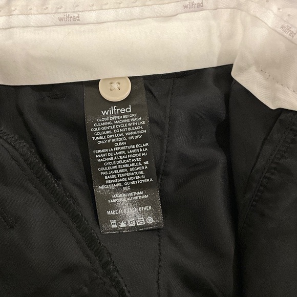 Wilfred Black Women's Bermudas - Picture 9 of 10